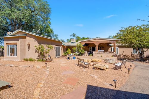 2 Arbol Grande, Santa Fe, NM, 87506-2750 | Card Image