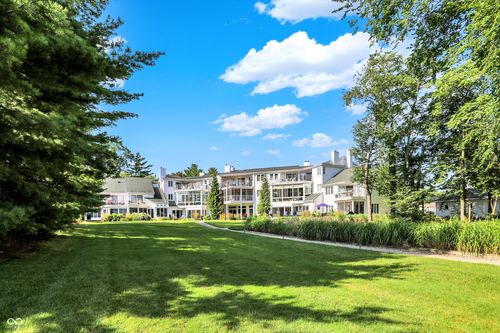 apt-9-11520 N Lake View Trce, Syracuse, IN, 46567-9450 | Card Image