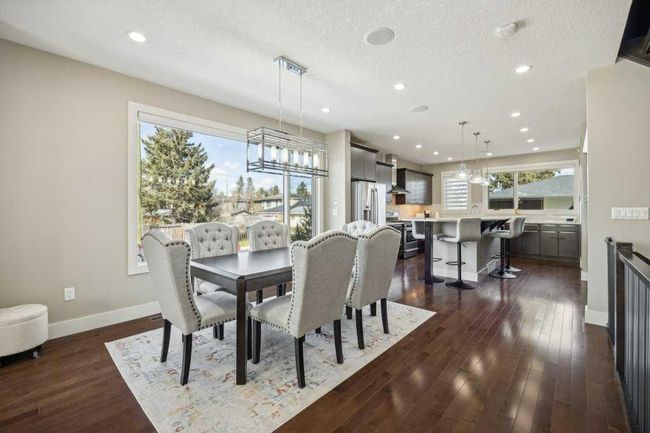 1721 44 Avenue Sw, Home with 4 bedrooms, 3 bathrooms and 2 parking in Calgary AB | Image 7