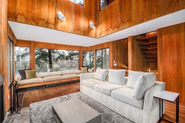 10 Laurel Dr S, House other with 4 bedrooms, 2 bathrooms and 6 parking in Sherman CT | Image 7