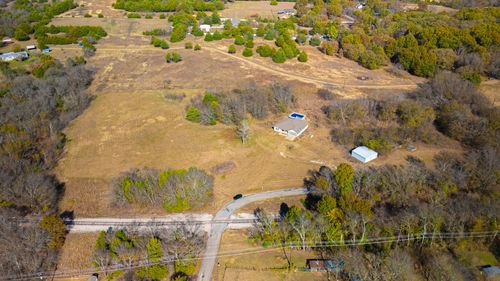 121 N Washburn Rd, Bells, TX, 75414-3504 | Card Image