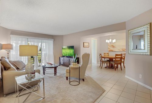 apt-205-3836 Via Poinciana, Lake Worth, FL, 33467-2913 | Card Image