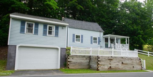 397 Creek Rd, Wynantskill, NY, 12198-3409 | Card Image