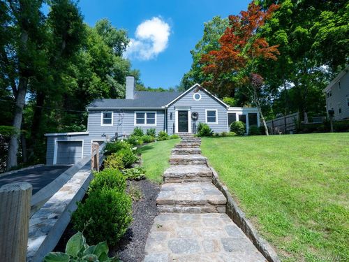 23 Salem Rd, Chappaqua, NY, 10514-3521 | Card Image
