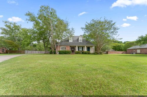 3607 Red Clover Ave, Zachary, LA, 70791-3099 | Card Image