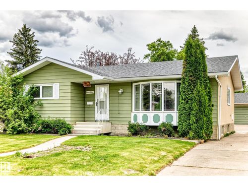 10411 36a Ave Nw, Edmonton, AB, T6J2H7 | Card Image