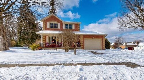 120 First Ave, Brockville, ON, K6V3B4 | Card Image