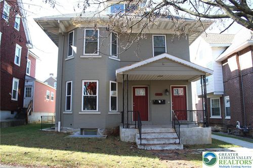 apt-1-933 Linden St, BETHLEHEM, PA, 18018-4152 | Card Image