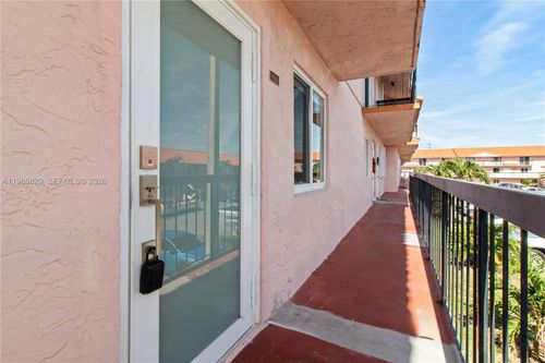 apt-14203-2162 W 60th St, Hialeah, FL, 33016-2620 | Card Image