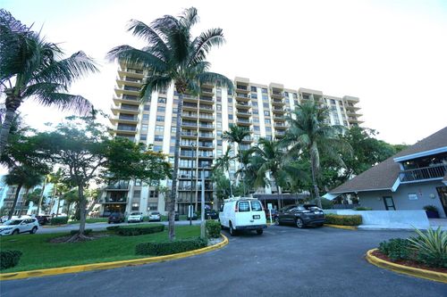 apt-1104-1470 Ne 123rd St, North Miami, FL, 33161-6009 | Card Image
