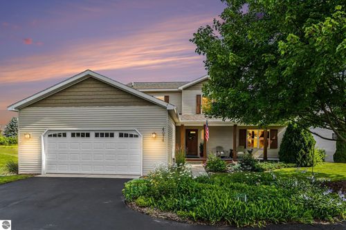 4074 Stone Ridge Dr, Traverse City, MI, 49684-7573 | Card Image