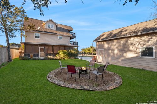 556 Apollo Dr, Canyon Lake, TX, 78133-4972 | Card Image