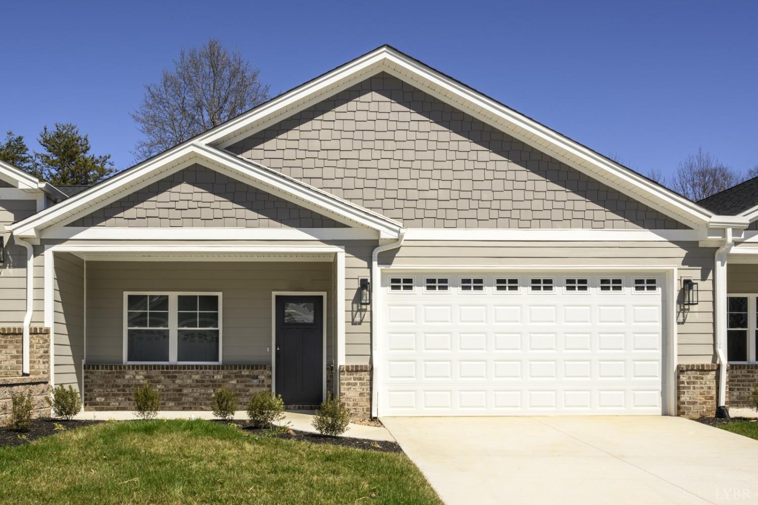 Lockridge Ln, Lynchburg, VA 24502