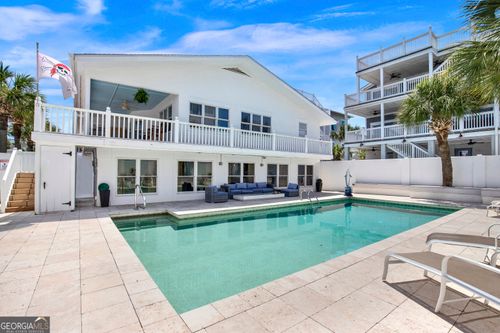 4 13th Ln, Tybee Island, GA, 31328-8953 | Card Image