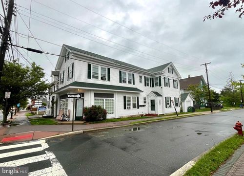 135 E Main St, Tuckerton, NJ, 08087-2667 | Card Image