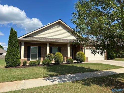 607 Willow Crest Ln Sw, Madison, AL, 35756-5602 | Card Image