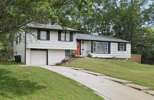 10217 Wheeling Ave, Kansas City, MO, 64134-1460 | Card Image