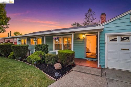 19609 Fern Way, Castro Valley, CA, 94546-4508 | Card Image
