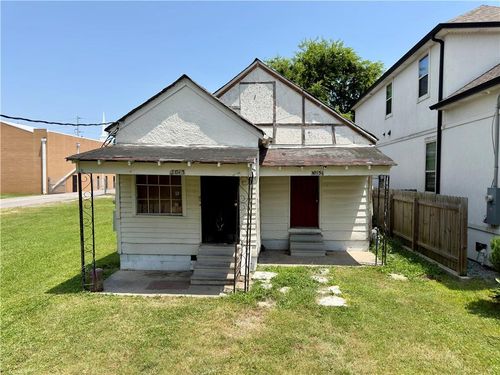 3015 B Berwick St, Jefferson, LA, 70121-1911 | Card Image