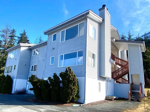 c4-1008 Hooter Ln, Juneau, AK, 99801-9513 | Card Image