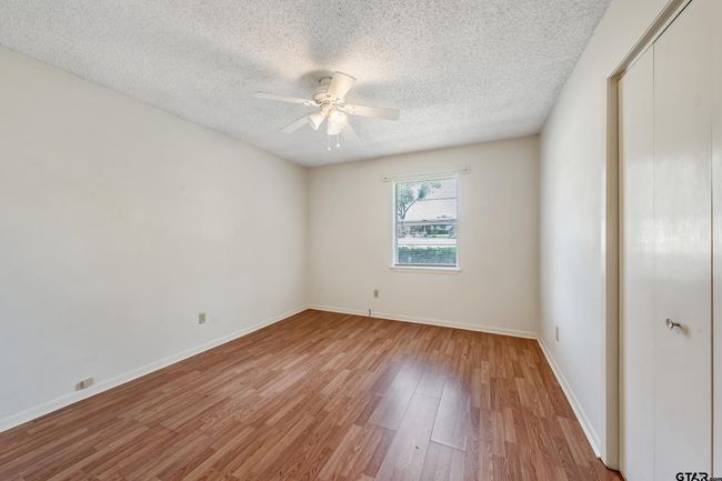 404 E Acker Tap, House other with 3 bedrooms, 2 bathrooms and null parking in Whitehouse TX | Image 9