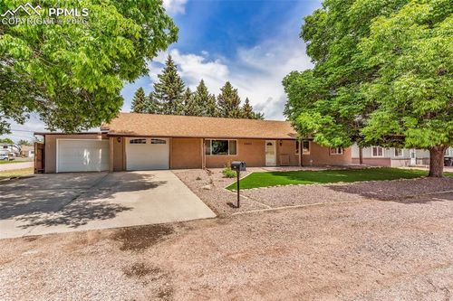 2401 Clayton Ave, Canon City, CO, 81212-2620 | Card Image