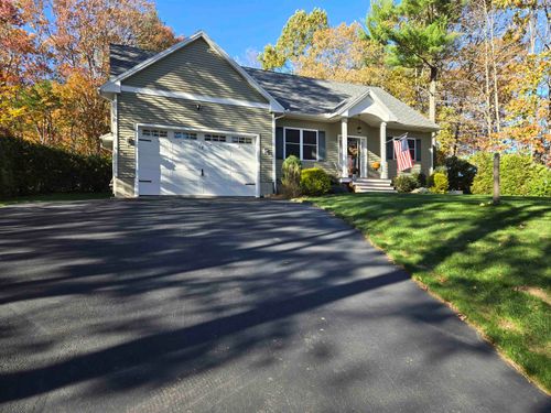 12 Rocky Hill Rd, Nottingham, NH, 03290-5317 | Card Image