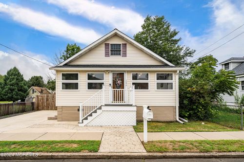 1270 Emerick Ave, ROEBLING, NJ, 08554-1602 | Card Image