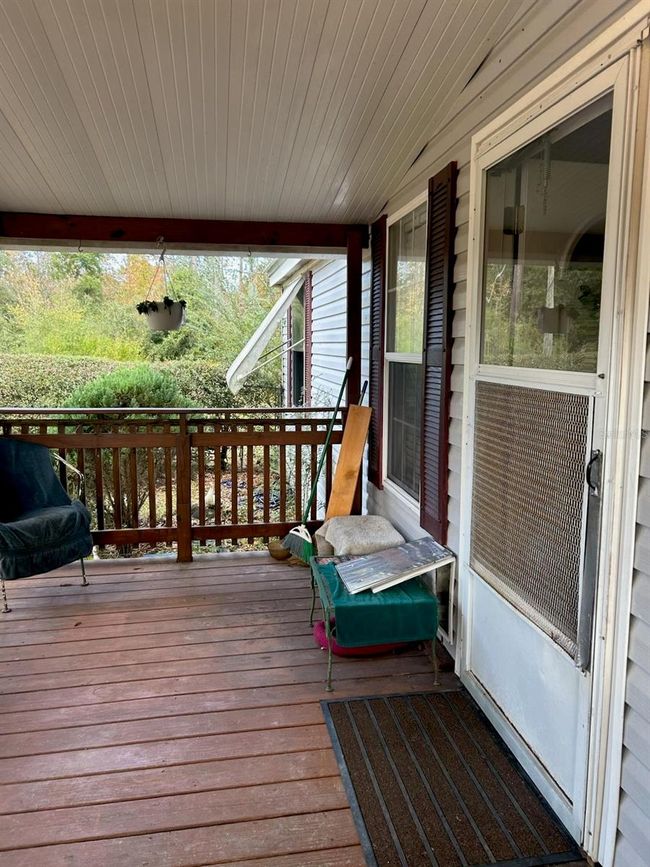 3590 Peanut Rd, House other with 3 bedrooms, 2 bathrooms and null parking in Cottondale FL | Image 8
