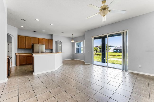 13606 Summer Rain Dr, House other with 4 bedrooms, 3 bathrooms and null parking in ORLANDO FL | Image 11