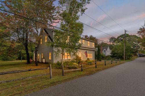 40 Wildwood Avenue, Kennebunkport, ME, 04046 | Card Image