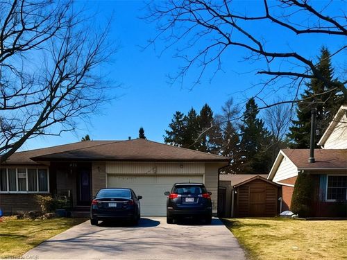 416 Warrington Dr, Waterloo, ON, N2L2P8 | Card Image