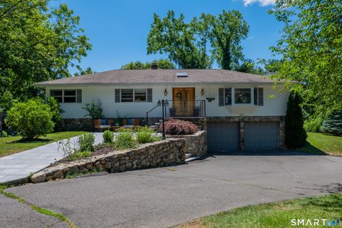 15 Farrell Rd, Newtown, CT, 06470-1206 | Card Image