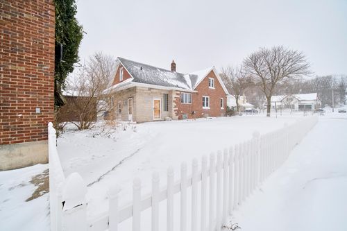 1303 Manistee St, Manistee, MI, 49660-3229 | Card Image