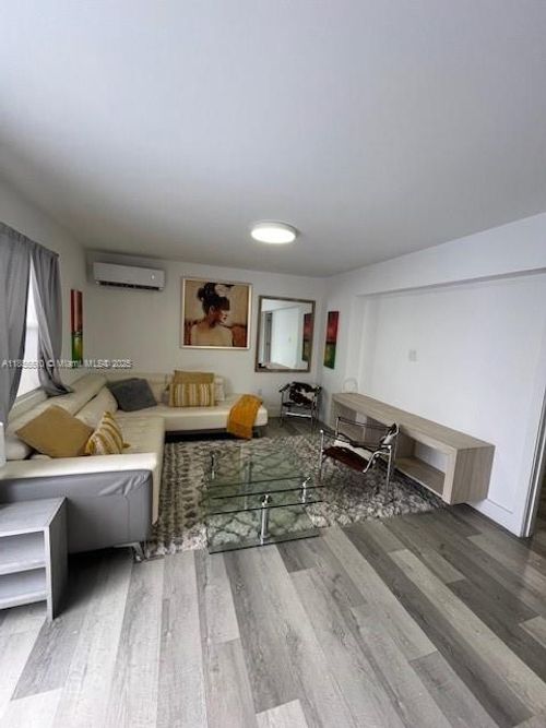3-1007 S 21st Ave, Hollywood, FL, 33020-6934 | Card Image