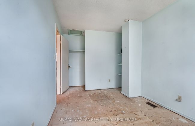 3 - 5787 Swayze Dr, Condo with 3 bedrooms, 2 bathrooms and 1 parking in Niagara Falls ON | Image 17