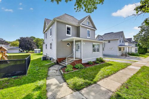 407 S Lincoln Avenue, Beaver Dam, WI, 53916 | Card Image