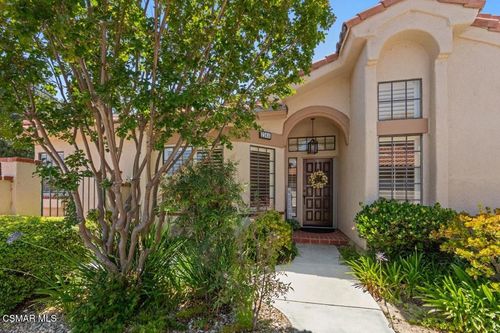 a-234 Country Club Dr, Simi Valley, CA, 93065-6699 | Card Image