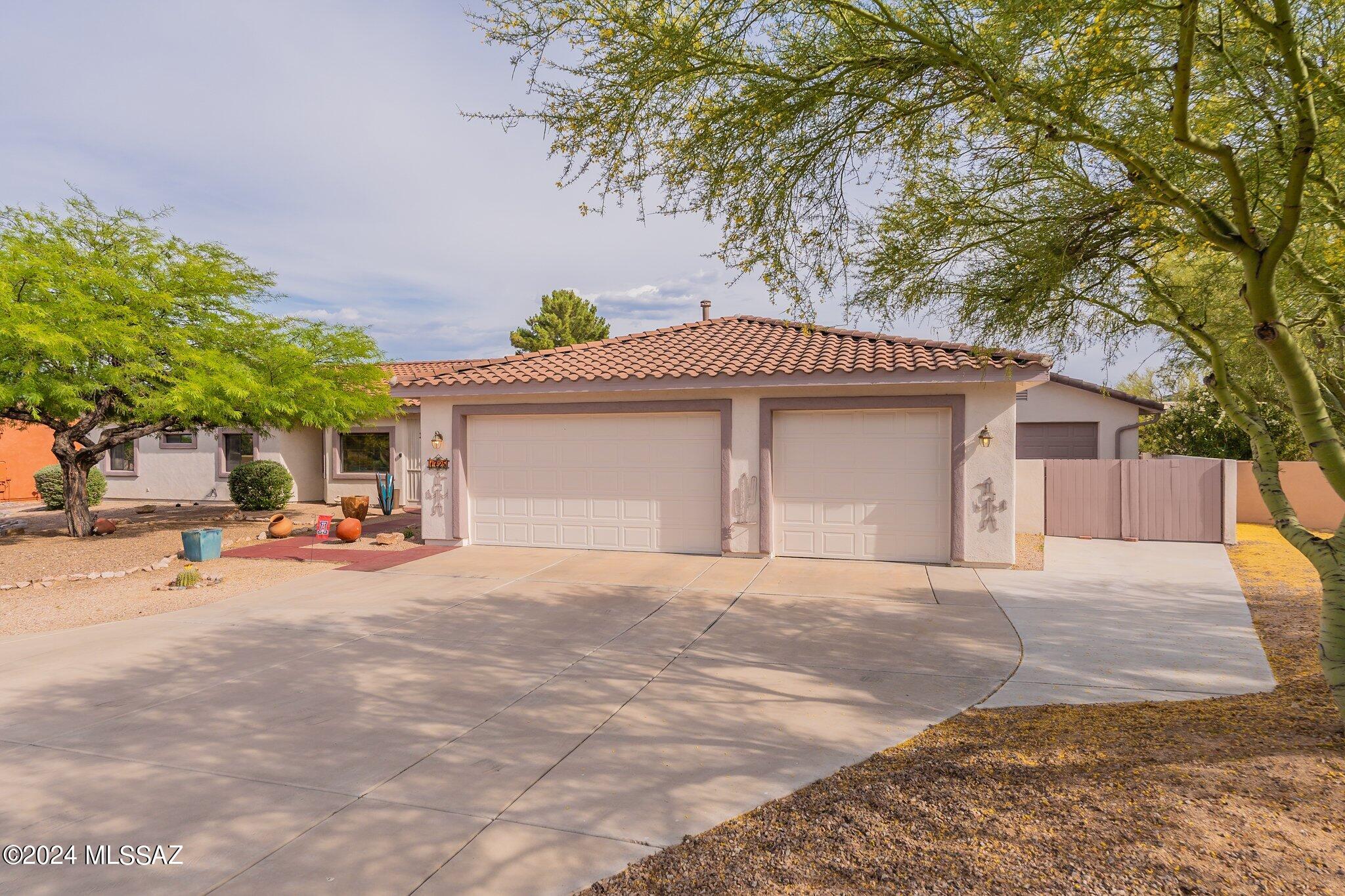 Placita Del Zocalo , Sahuarita, AZ 85629