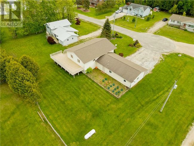 10 Vanhorn St, House other with 4 bedrooms, 2 bathrooms and null parking in Gore Bay ON | Image 5