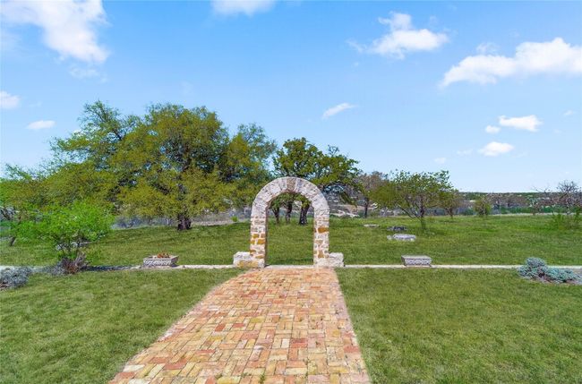 1428 Seven Springs Dr, House other with 3 bedrooms, 2 bathrooms and 5 parking in Junction TX | Image 26