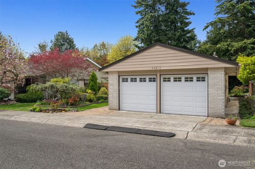 24813 10th Ave S, Des Moines, WA, 98198-8533 | Card Image