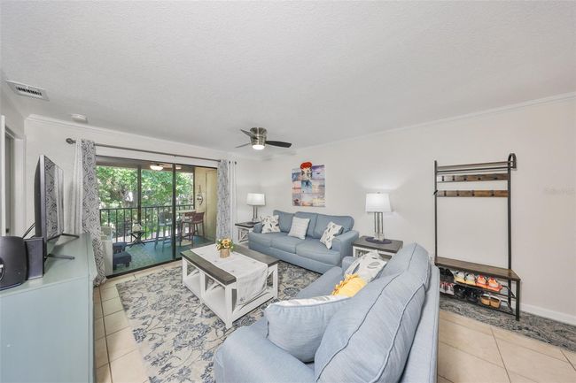 APT-203 - 10100 Sailwinds Blvd N, Condo with 3 bedrooms, 2 bathrooms and null parking in LARGO FL | Image 12
