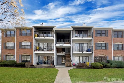 479 Danbury Ln, East Brunswick, NJ, 08816-5119 | Card Image