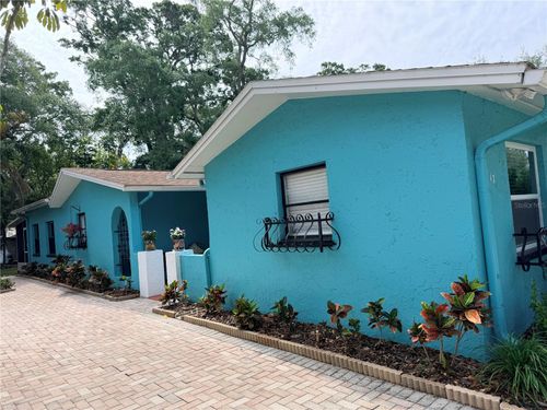 717 Carolina Ave, TARPON SPRINGS, FL, 34689-2615 | Card Image
