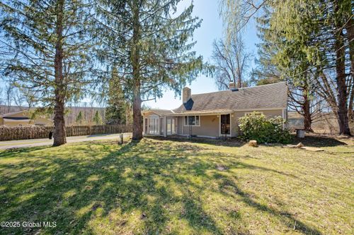 1135 Sacandaga Rd, Glenville, NY, 12302-6051 | Card Image