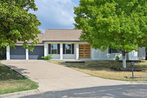 9414 Meadow Vale, Austin, TX, 78758-6141 | Card Image