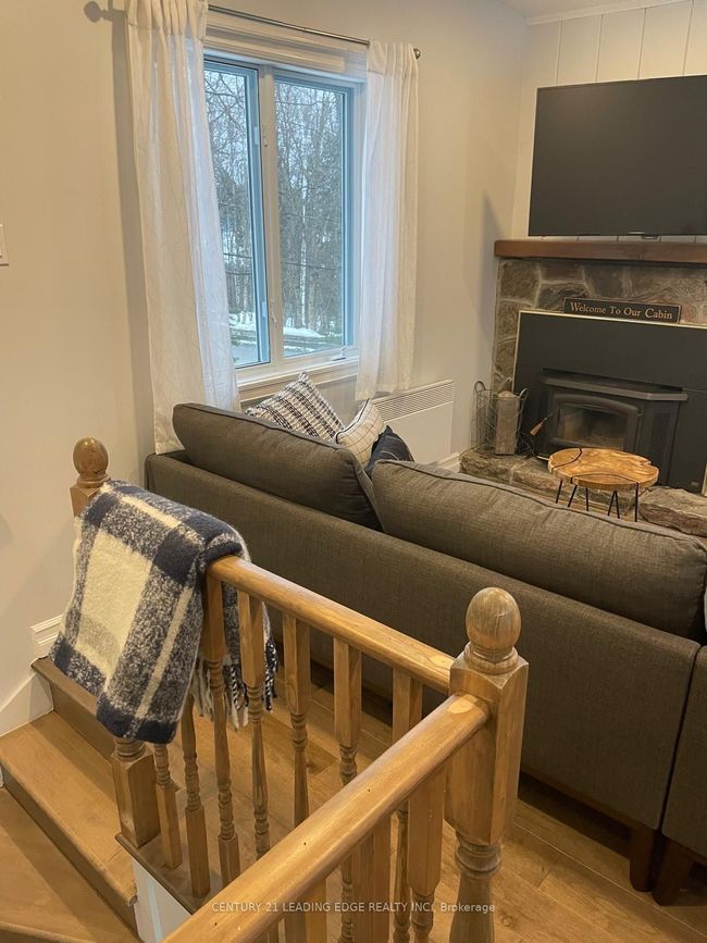112 Côte Commandant, House other with 2 bedrooms, 1 bathrooms and 2 parking in Mont Tremblant QC | Image 6