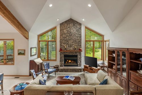 860 Deer Blvd, Avon, CO, 81620-5481 | Card Image
