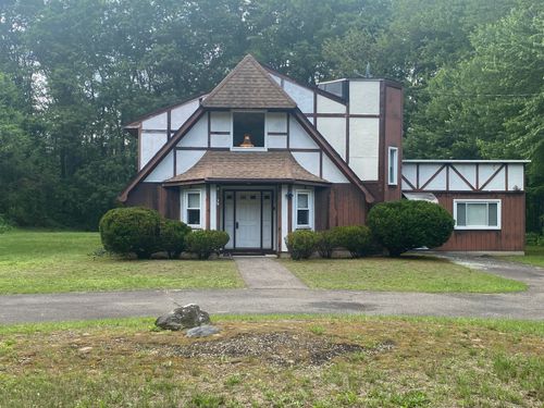 39 Loren Cir, Windsor, CT, 06095-1012 | Card Image